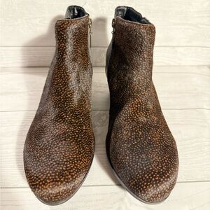 Clark’s Gelata Italia Booties Sz 8